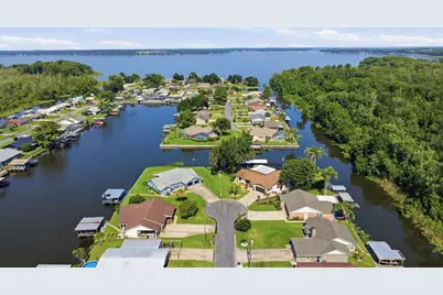 26638 E Cove Drive, Tavares, FL 32778 - Photo 6
