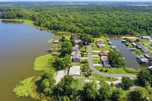 26638 E Cove Dr, Tavares, FL 32778 - Photo 40