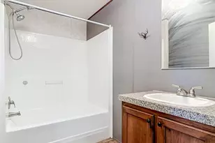 40628 Palm Dr, Eustis, FL 32736 - Photo 24