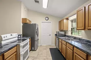 35819 Nova Ln, Eustis, FL 32736 - Photo 6