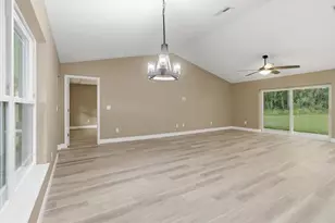 9944 N Wayland Ave, Citrus Springs, FL 34434 - Photo 10