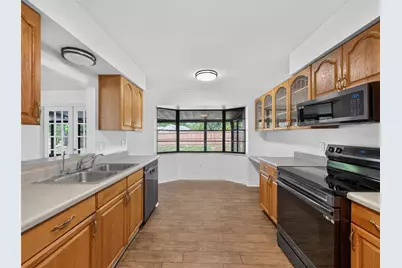 811 W Harbour Court, Ocoee, FL 34761 - Photo 6