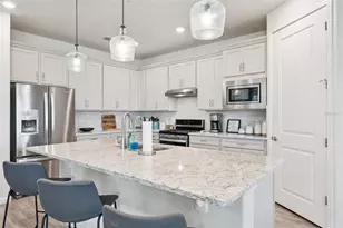 13940 Destin Bch Ln, Orlando, FL 32827 - Photo 8