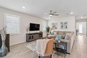 13940 Destin Bch Ln, Orlando, FL 32827 - Photo 16