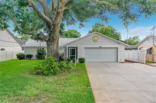 33909 Linda Ln, Leesburg, FL 34788 - Photo 8
