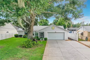 33909 Linda Ln, Leesburg, FL 34788 - Photo 4