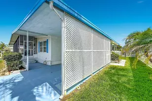 176 Sunset Dr, Tavares, FL 32778 - Photo 6