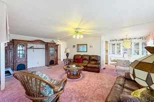 176 Sunset Dr, Tavares, FL 32778 - Photo 14