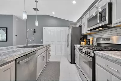 6033 Tompkins Street, The Villages, FL 32163 - Photo 8