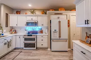 8027 St Andrews Way, Mount Dora, FL 32757 - Photo 4