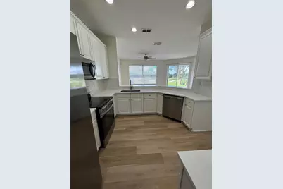 34322 Tuscany Avenue, Sorrento, FL 32776 - Photo 4