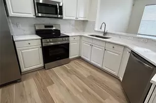 34322 Tuscany Ave, Sorrento, FL 32776 - Photo 6