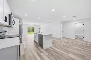 17180 Drayton Ln, Port Charlotte, FL 33948 - Photo 8