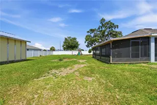 362 Lake St, Umatilla, FL 32784 - Photo 20