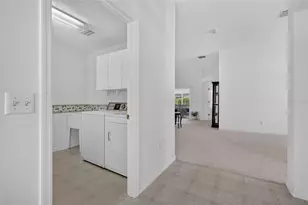 1276 Weaton Ct, The Villages, FL 32162 - Photo 4