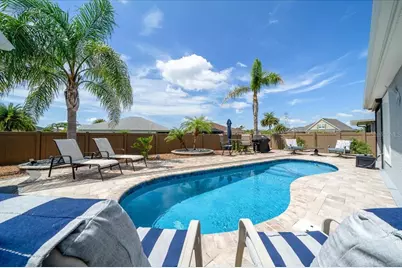 3261 Wise Way, The Villages, FL 32163 - Photo 4