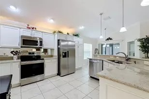 1967 Flowersville Pl, The Villages, FL 32163 - Photo 6