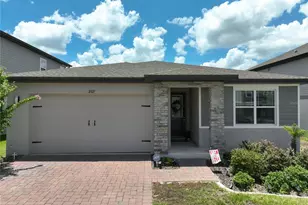 2327 Bear Peak Rd, Minneola, FL 34715 - Photo 1