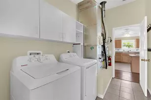 17648 SE 93rd Butler Ct, The Villages, FL 32162 - Photo 20