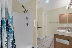 17648 SE 93rd Butler Ct, The Villages, FL 32162 - Photo 24
