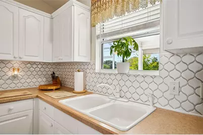 917 Eastmont Court, The Villages, FL 32162 - Photo 16