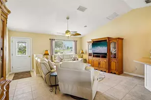 917 Eastmont Ct, The Villages, FL 32162 - Photo 8