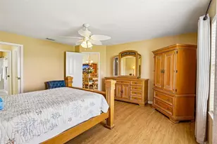 917 Eastmont Ct, The Villages, FL 32162 - Photo 22