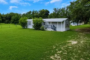 7438 Cr 663, Bushnell, FL 33513 - Photo 2