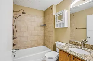 108 Cherry Blossom Ln, Lady Lake, FL 32159 - Photo 30