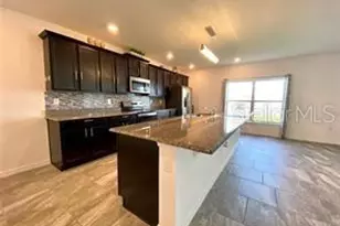 247 Sparrow Hawk Dr, Groveland, FL 34736 - Photo 8