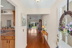 1681 Shelburne Ln, The Villages, FL 32162 - Photo 2