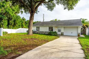 57 Cayman Cir, Umatilla, FL 32784 - Photo 6
