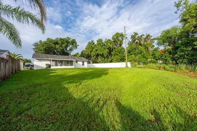 57 Cayman Circle, Umatilla, FL 32784 - Photo 8