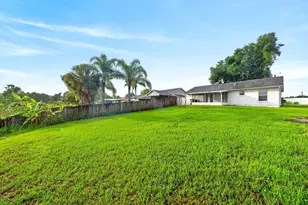 57 Cayman Cir, Umatilla, FL 32784 - Photo 40