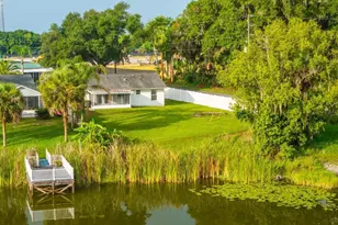 57 Cayman Cir, Umatilla, FL 32784 - Photo 4