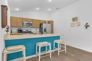 1352 Mary Beth Ln, The Villages, FL 32163 - Photo 12