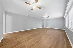 22526 SE 62nd Ave, Hawthorne, FL 32640 - Photo 10