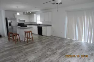 11719 Lake Dr, Clermont, FL 34715 - Photo 10