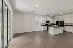 5323 Loblolly Ln, Wildwood, FL 34785 - Photo 8