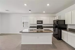 5323 Loblolly Ln, Wildwood, FL 34785 - Photo 10