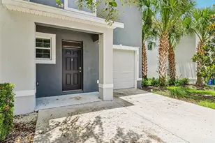 5323 Loblolly Ln, Wildwood, FL 34785 - Photo 4