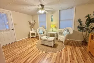 115 Gardenia Way, Leesburg, FL 34748 - Photo 2