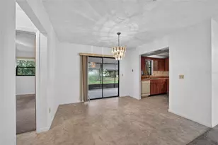 610 4th Ave, Lady Lake, FL 32159 - Photo 4