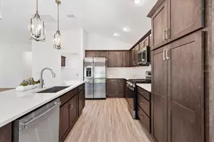 1574 Rowell St, The Villages, FL 34762 - Photo 10