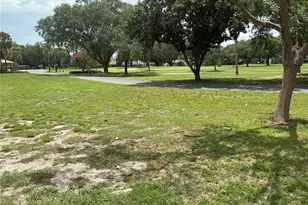 867 Cortez Ave, The Villages, FL 32159 - Photo 2