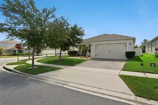 253 Sparrow Hawk Dr, Groveland, FL 34736 - Photo 1