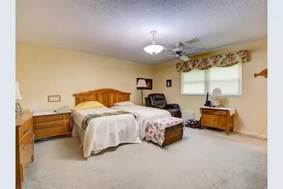 314 N York Street, Bushnell, FL 33513 - Photo 20