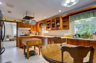 314 N York St, Bushnell, FL 33513 - Photo 4