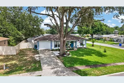 599 Magnolia Ridge Avenue, Tavares, FL 32778 - Photo 4