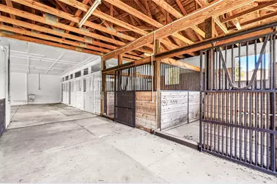 5650 Churchill Downs Road, Sarasota, FL 34241 - Photo 6